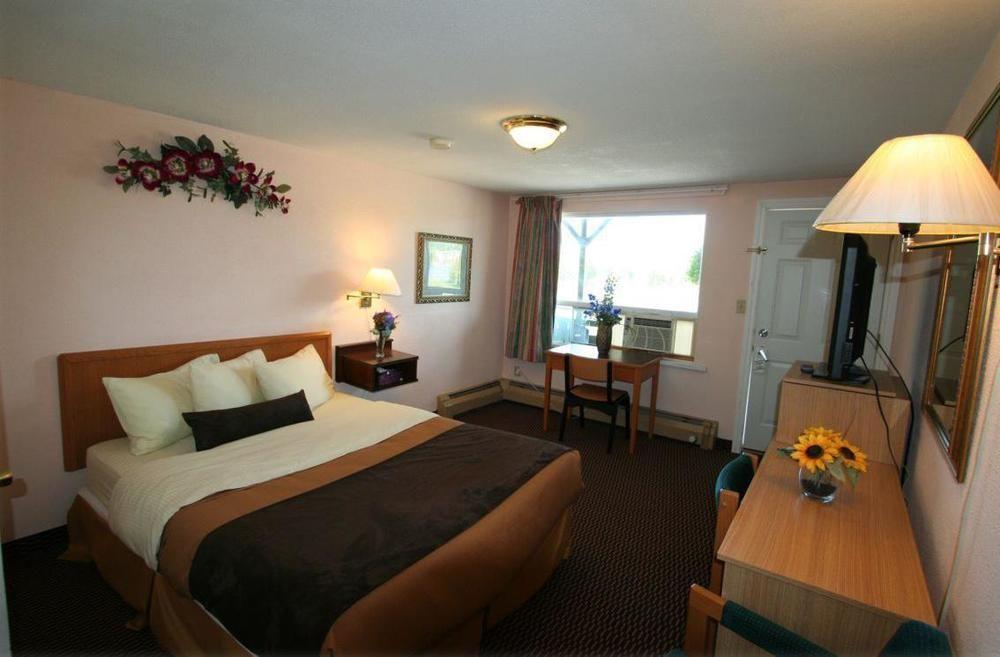 Campbellford River Inn Exteriér fotografie