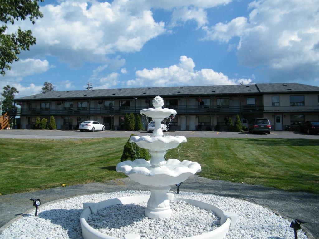Campbellford River Inn Exteriér fotografie